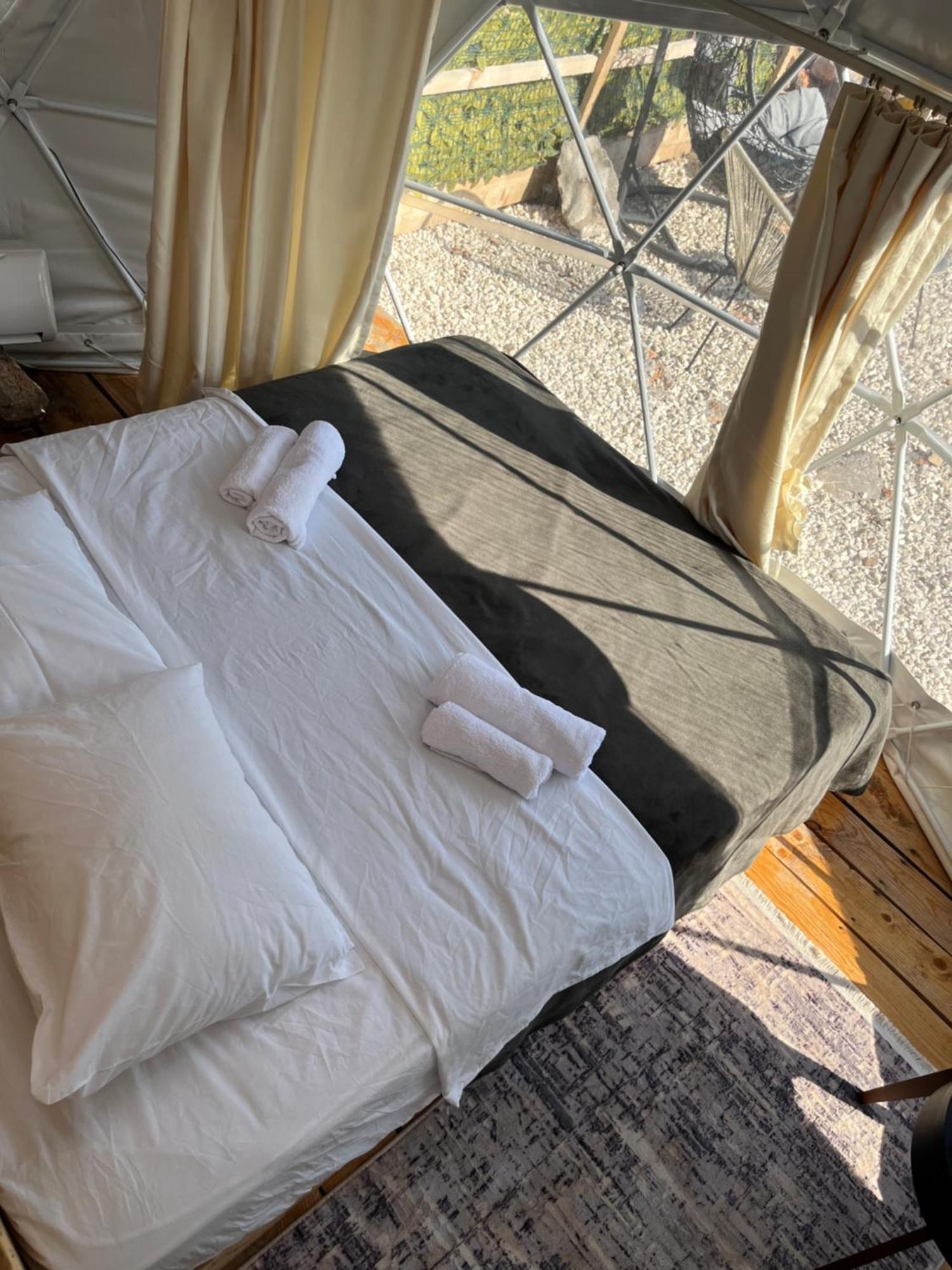 Glamping Peninsula Lustica Rose Villa Tivat Exterior foto