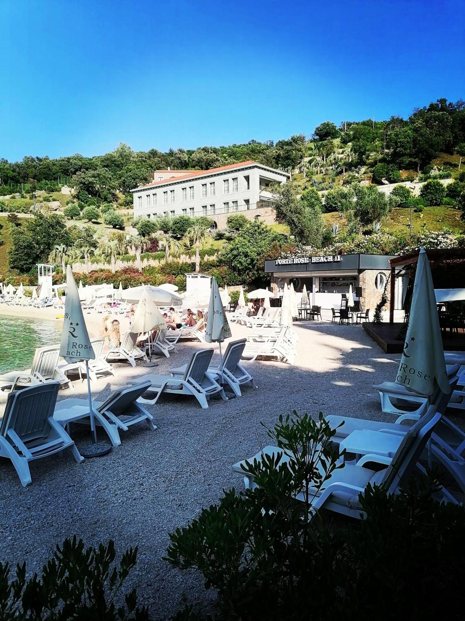 Glamping Peninsula Lustica Rose Villa Tivat Exterior foto